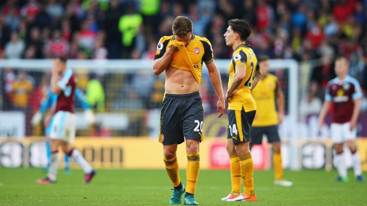 2016/10/ShkodranMustafiBurnleyvArsenalPremierQwKmyX0NVWBx.jpg