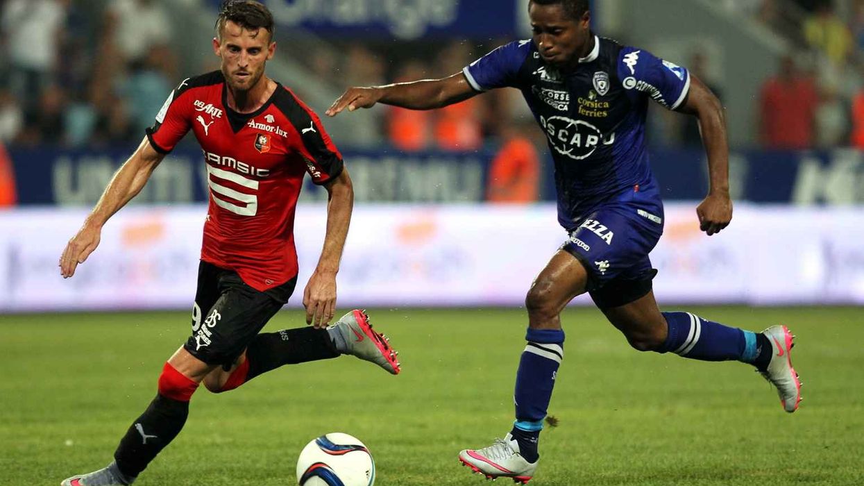 2016/11/2048x1536-fit_rennais-ermir-lenjani-prete-depuis-nantes-tente-opposer-francois-kamano-auteur-but-victoire-bastiaise-face-srfc-8-aout-2015.jpg