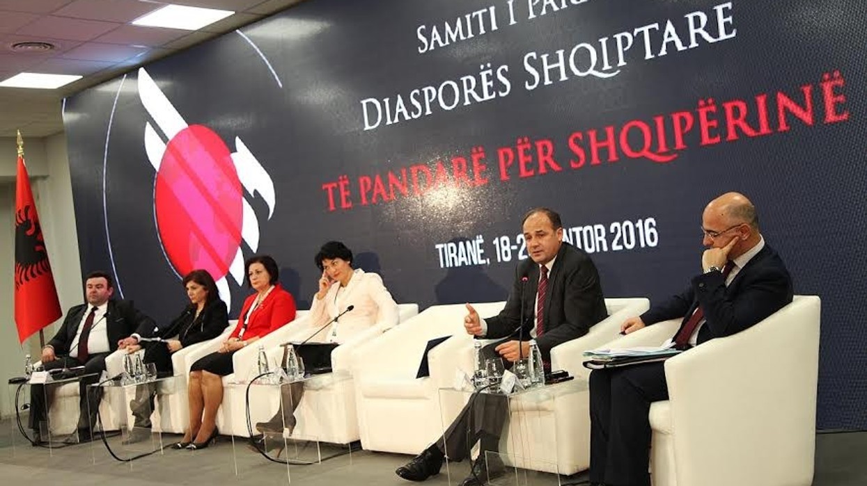 2016/11/hoxhaj-shqiperi.jpg