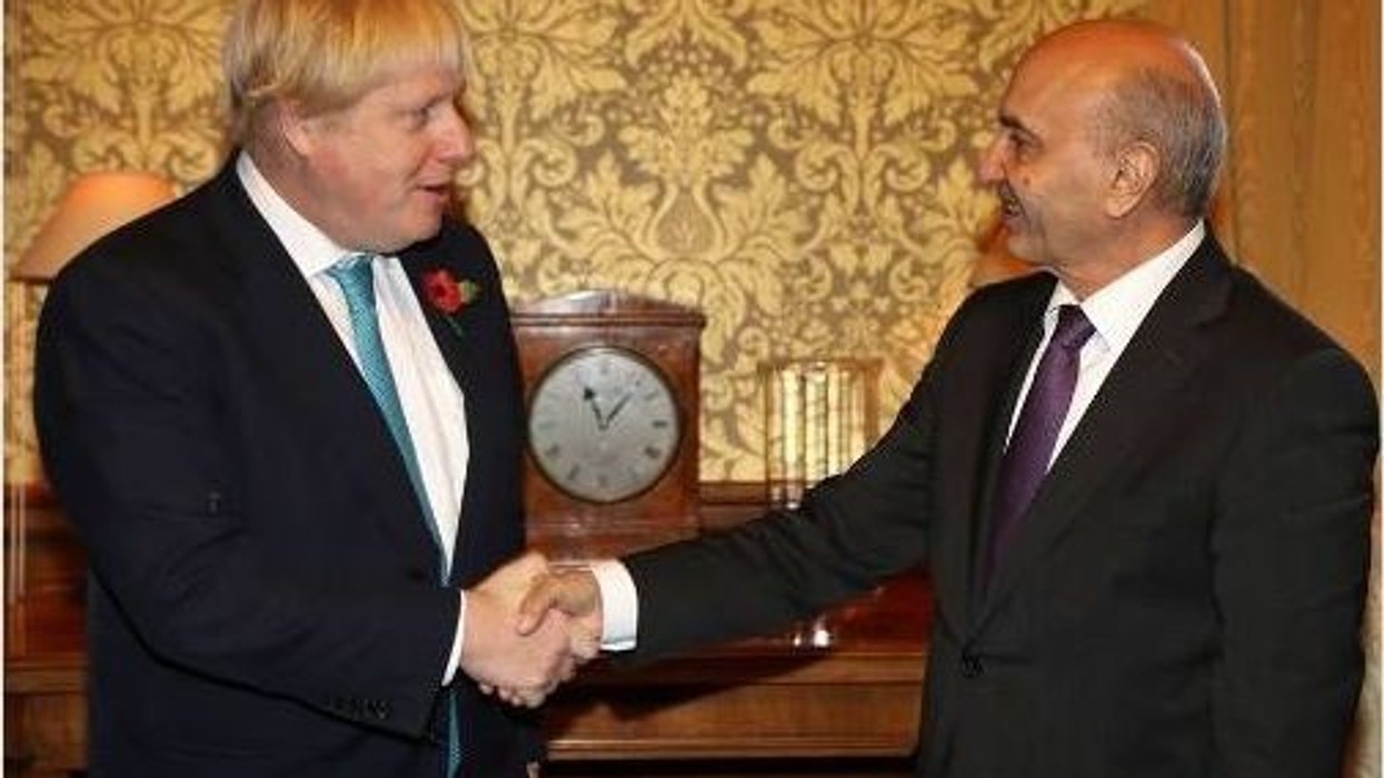 2016/11/johnson-mustafa.jpg