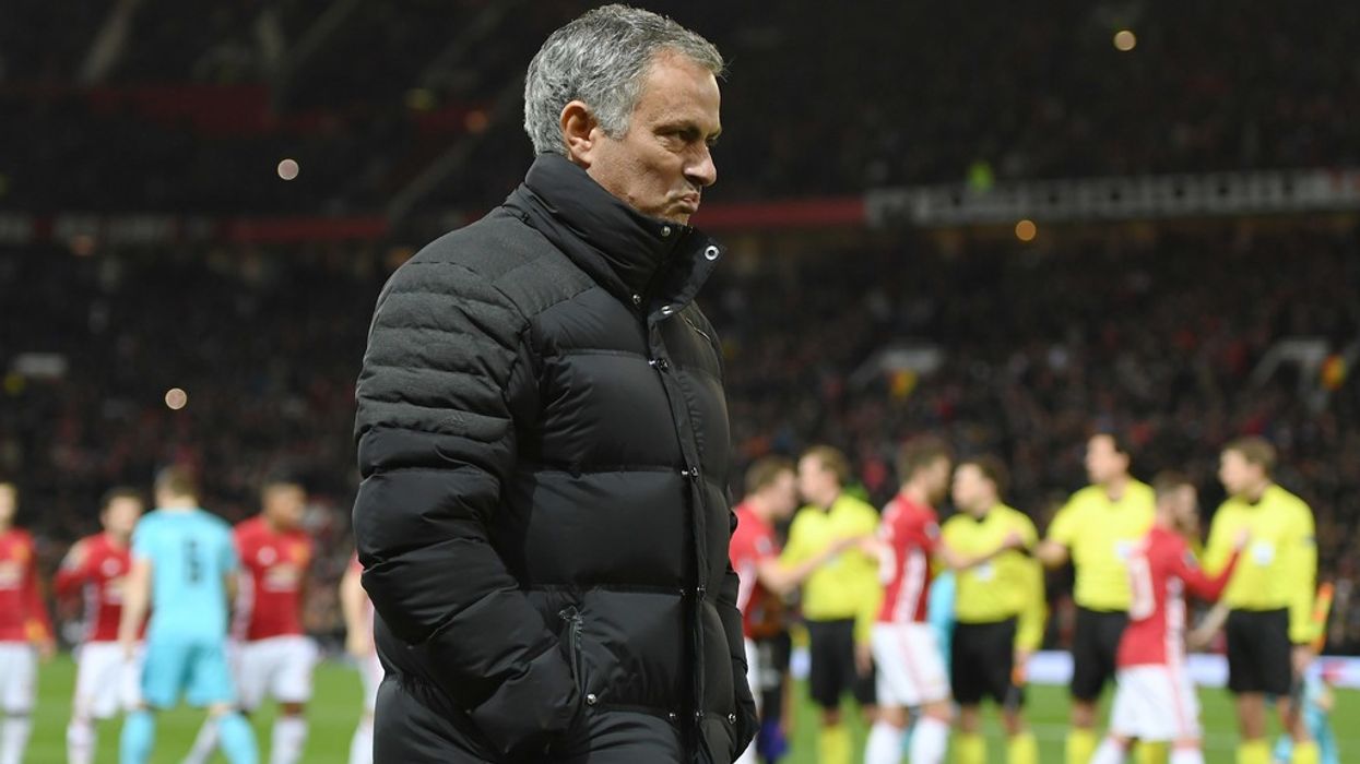 2016/11/josemourinho-e1480524771894.jpg
