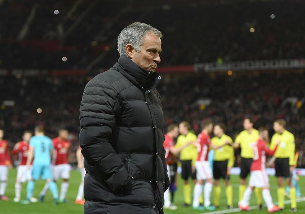 2016/11/josemourinho-e1480524771894.jpg