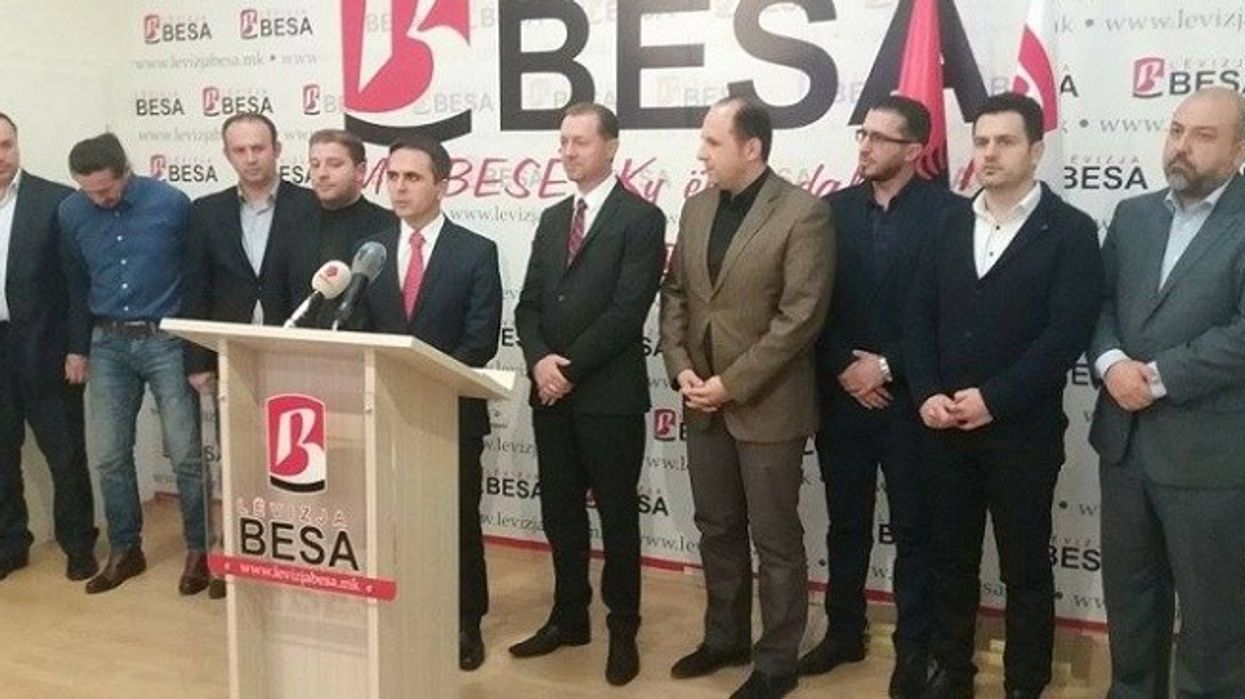2016/11/Llabenishta-i-bashkohet-Beses-zyrtare.jpg
