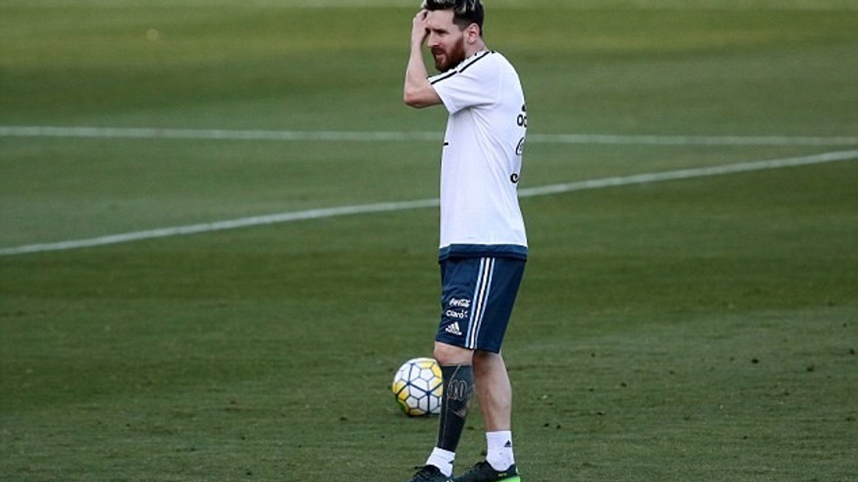2016/11/messi-1-2-e1478793338769.jpg
