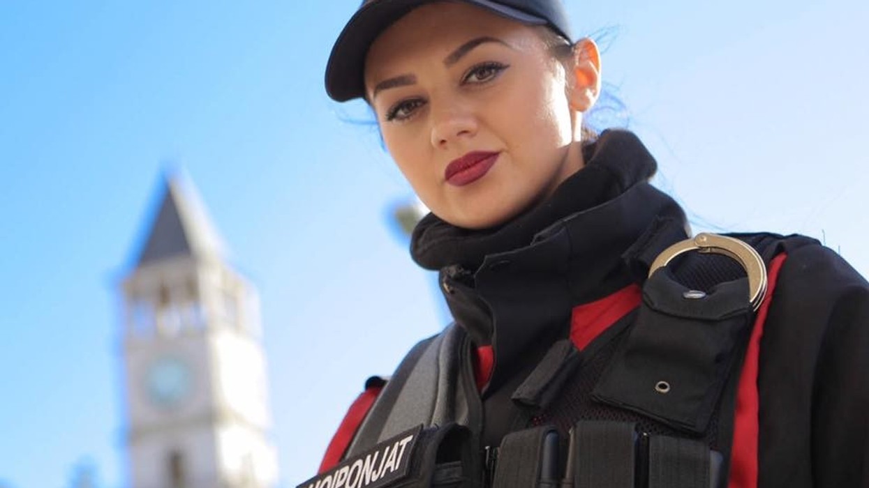 2016/11/police-7.jpg