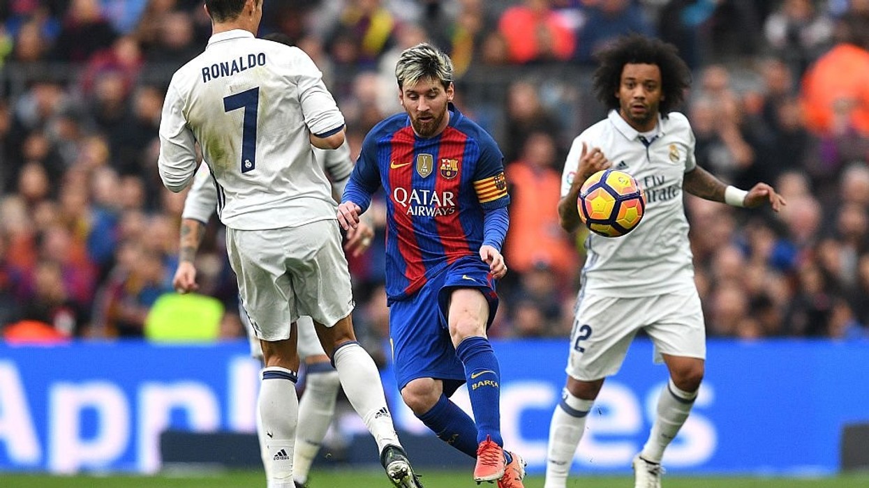 2016/12/374113_med_barcelona_x_real_madrid_liga_espanhola_2016_17_campeonato_nbsp_jornada_14.jpg-e1480946193869.jpg