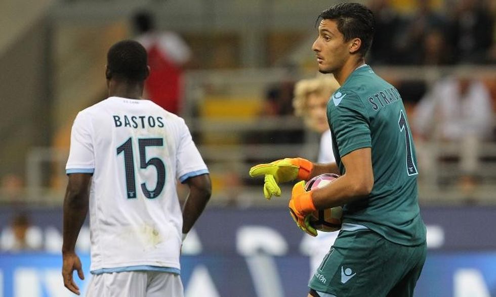 2016/12/bastos.strakosha.lazio_.2016.2017.750x450.jpg