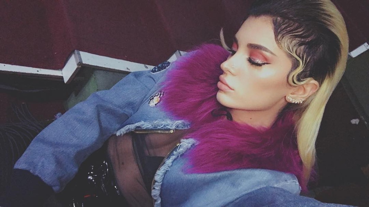 2016/12/eraistrefi.jpg