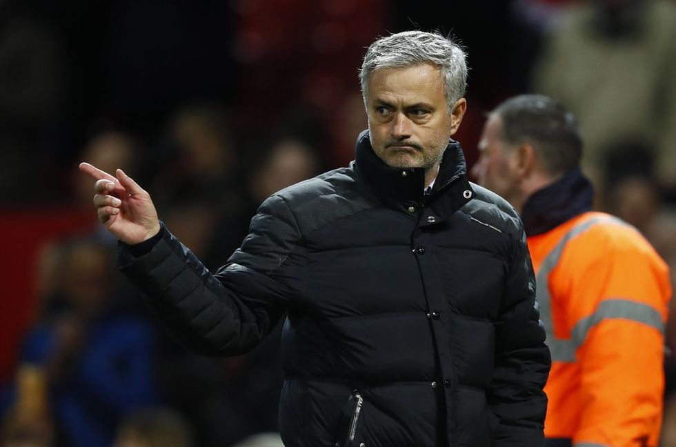 2016/12/mourinho-2.jpg