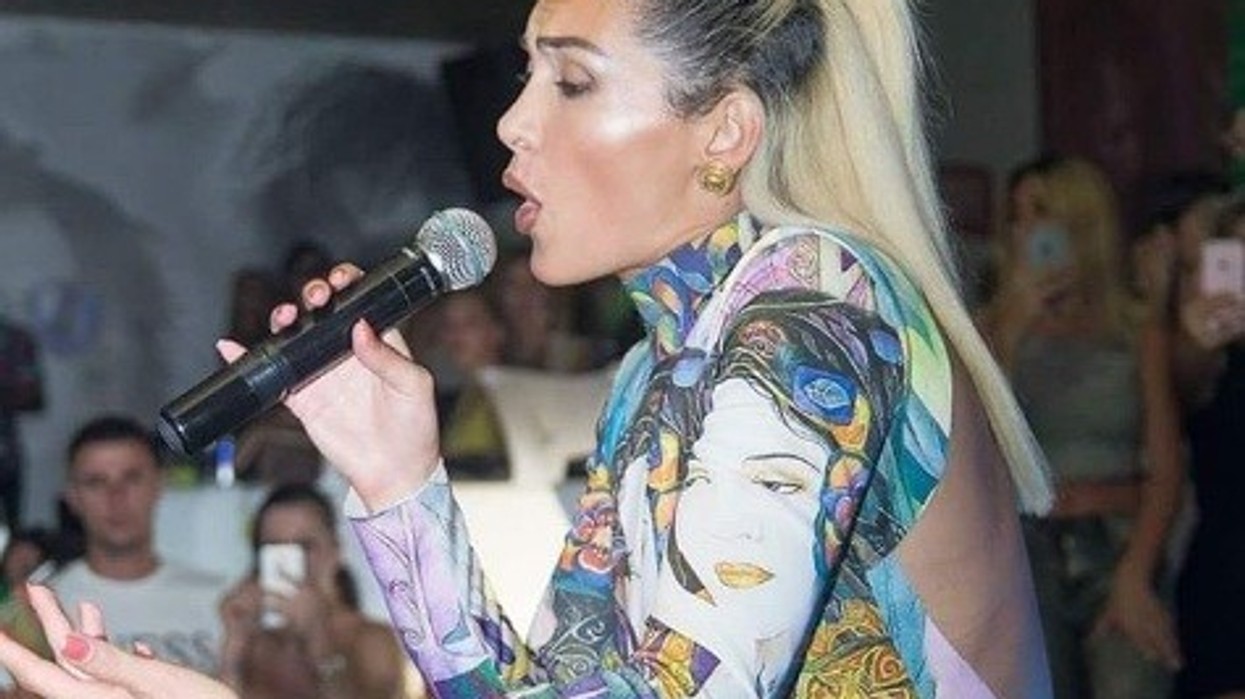 2016/12/nora-istrefi-2.jpg