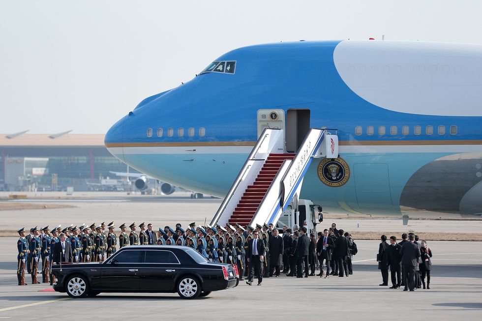 2016/12/Slide-6-Air-Force-One.jpg