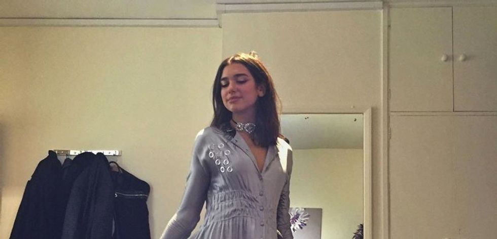 2017/01/DuaLipa-1.jpg