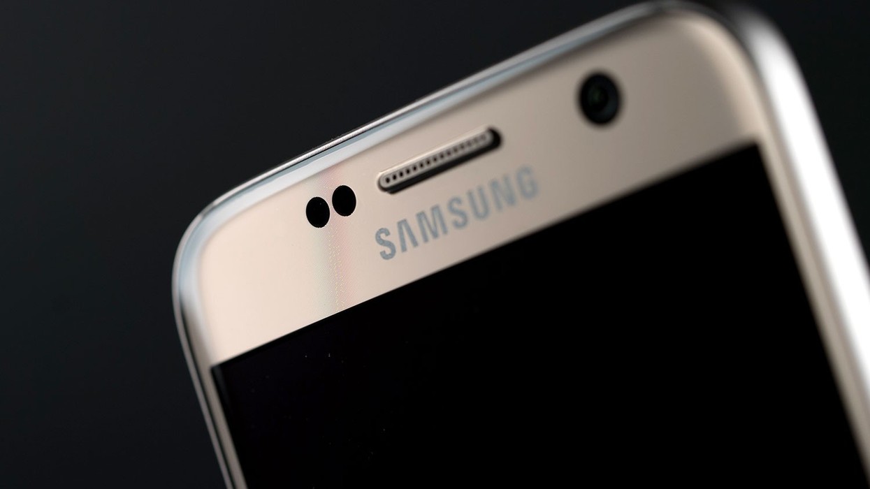 2017/01/samsung-galaxy-s7-top-edge-1500x1000.jpg