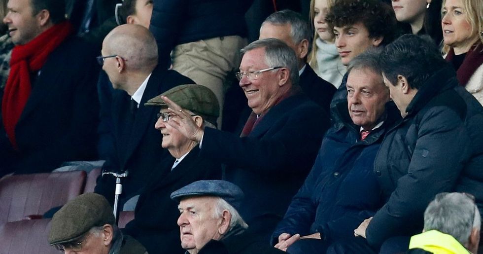 2017/01/Sir-Alex-Ferguson-in-the-stands-before-the-game.jpg