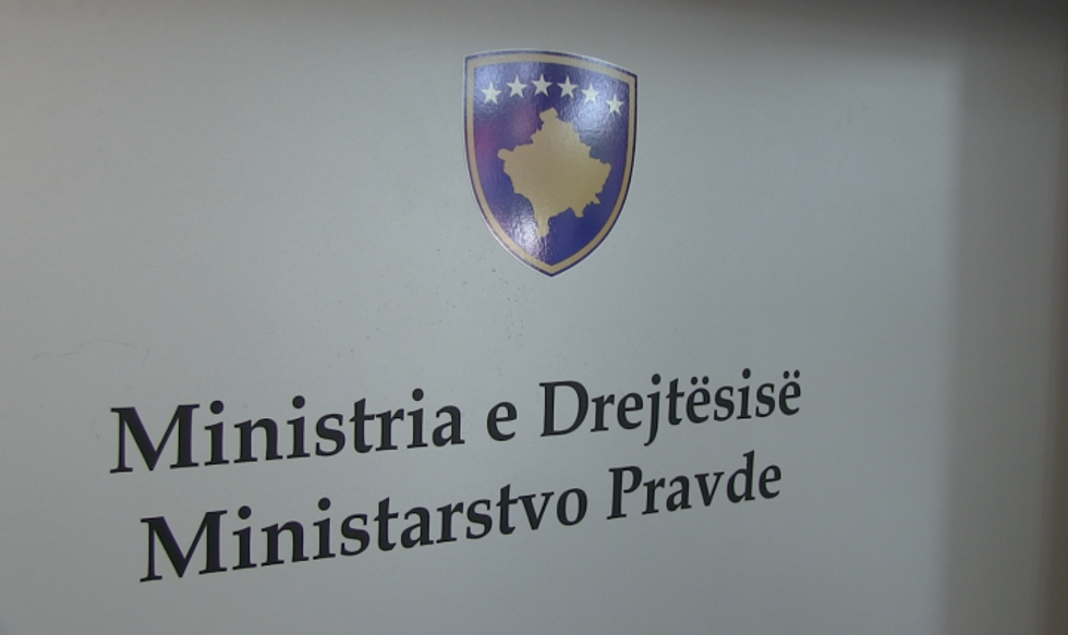 2017/04/Ministria-e-Drejtesise-Foto-KALLXO-e1476971107322.png