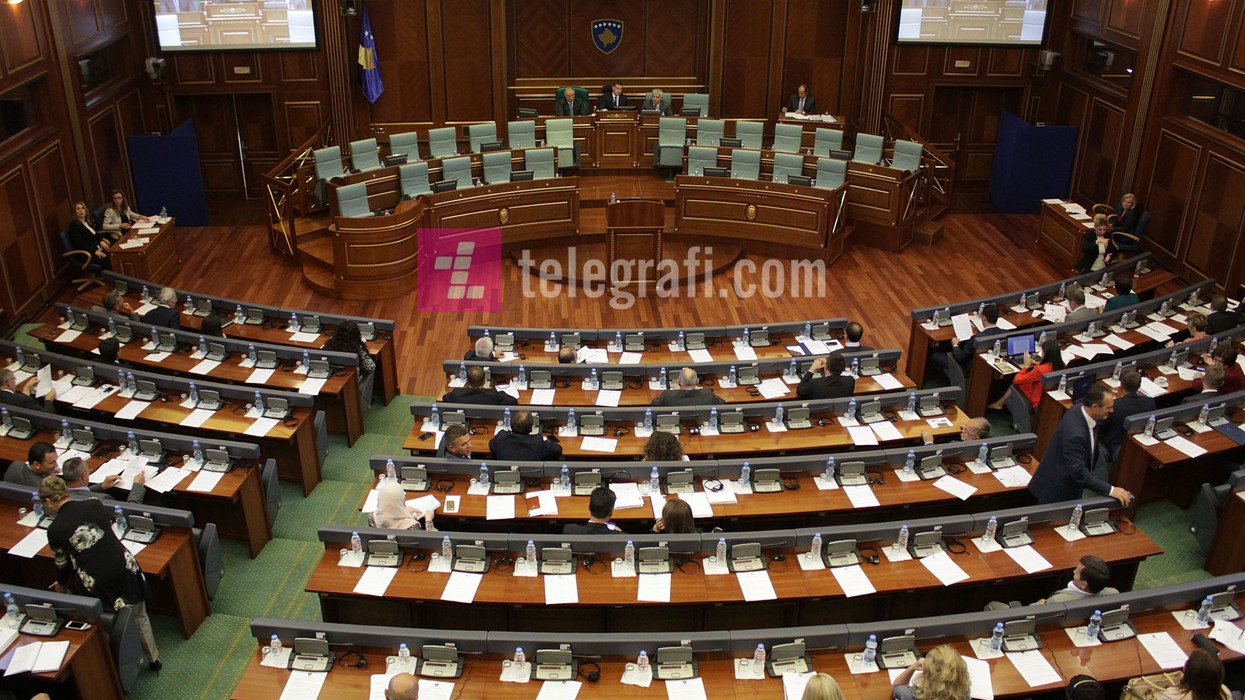 2017/04/seanca-e-kuvendit-te-kosoves-25-qershor-paradite-foto-ridvan-slivova-1.jpg