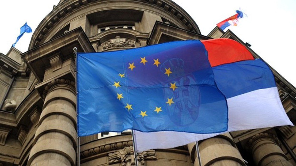 2017/04/serbia-eu.jpg