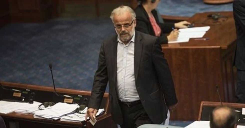 2017/04/Talat-Xhaferi-ne-Kuvend.jpg
