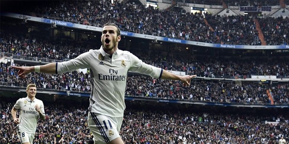 2017/05/bale-4.jpg