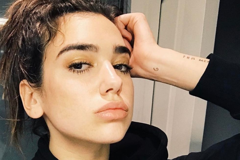 2017/05/DuaLipa.jpg