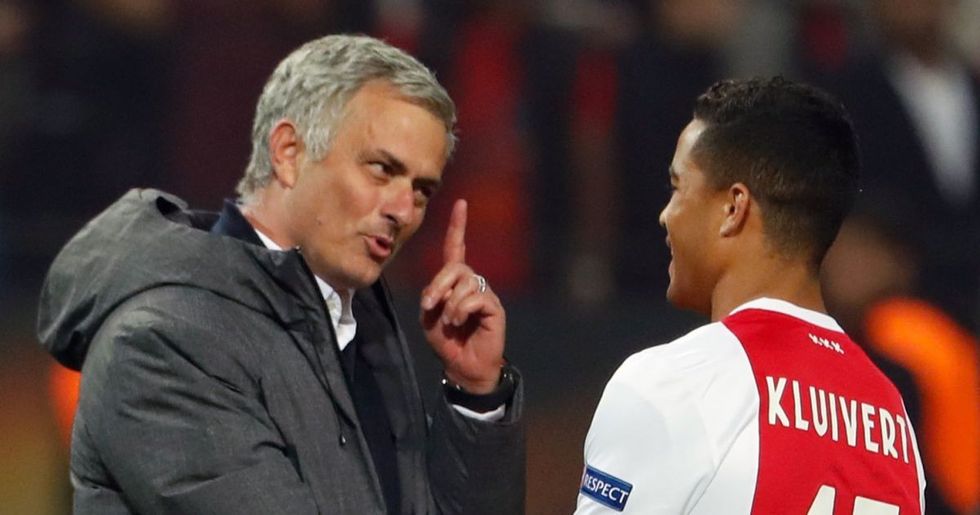 2017/05/mourinho-kluivert.jpg