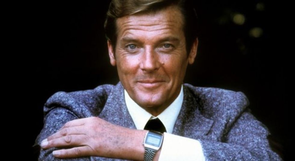 2017/05/roger-moore-1.jpg