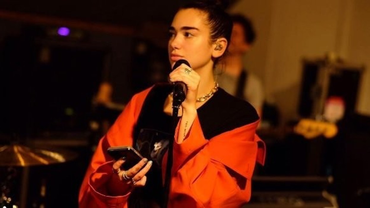 2017/06/dua-lipa-1.jpg