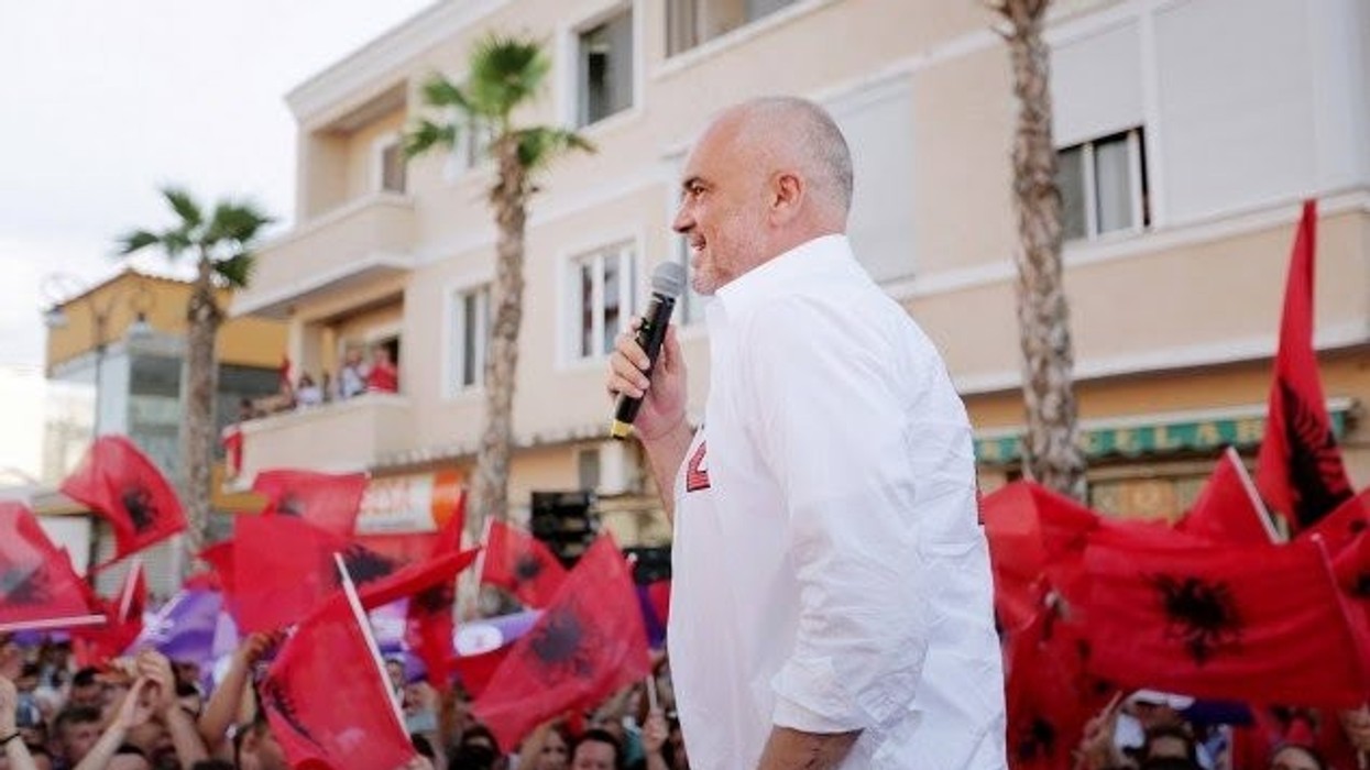 2017/06/ediiii.jpg