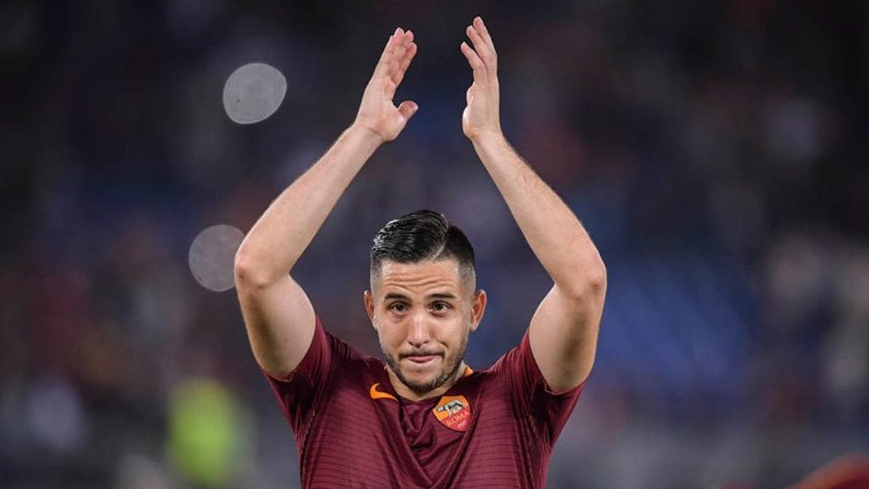 2017/06/manolas.png