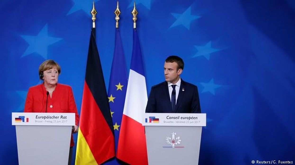 2017/06/merkel-macron.jpg