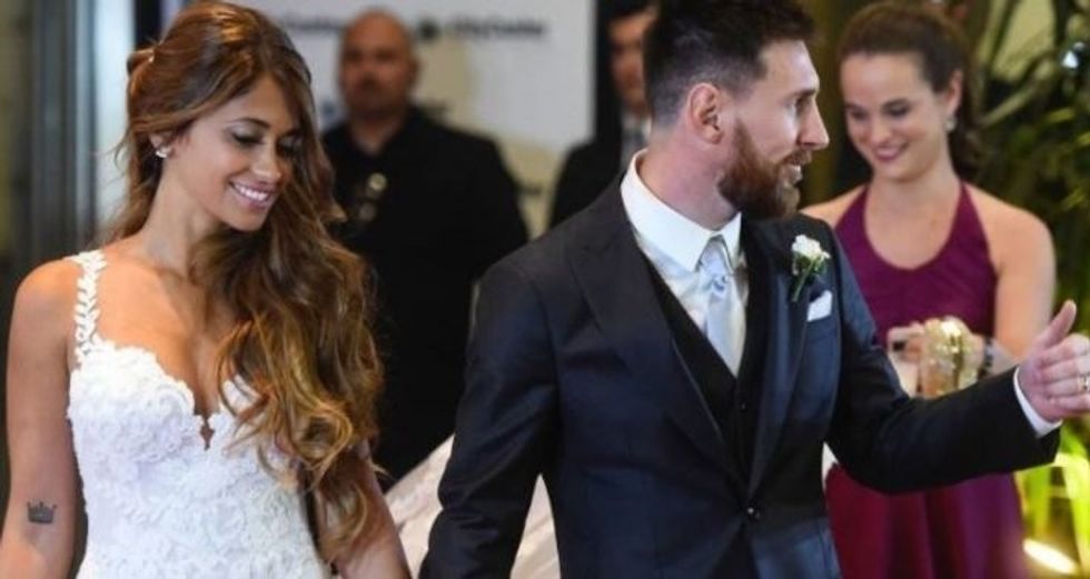 2017/07/messi-antonellaa.jpg