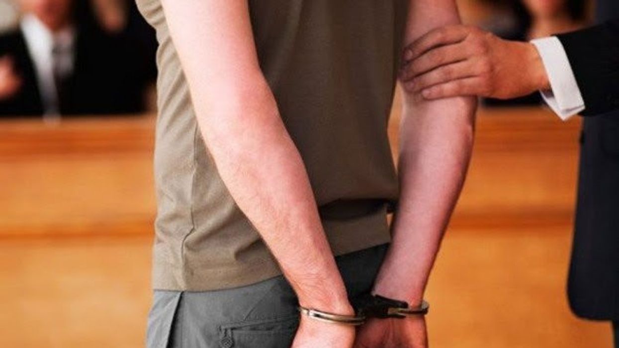 Tentoi ta mashtronte një të moshuar, ndalohet shkupjani në Kriva Pallankë Tentoi ta mashtronte një të moshuar, ndalohet shkupjani në Kriva Pallankë