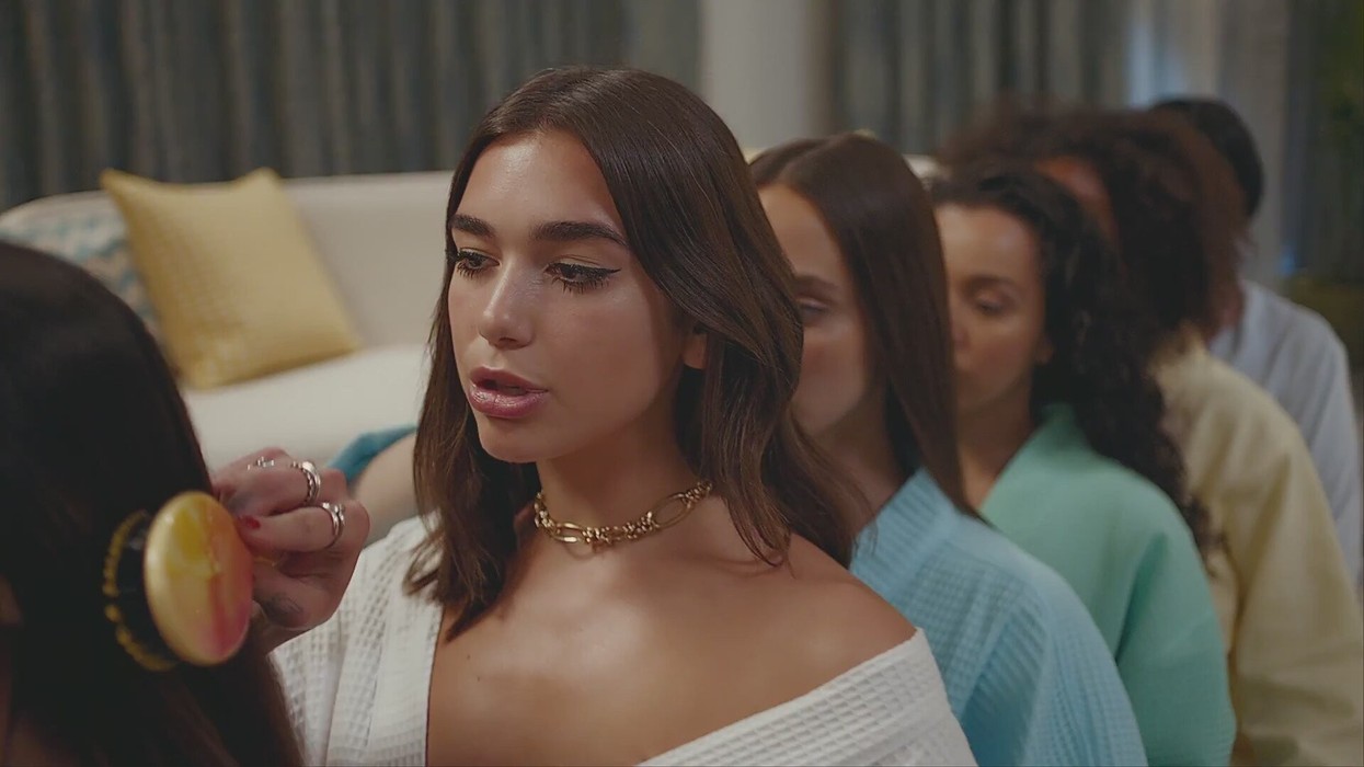 2017/08/dua-lipa-1.jpg