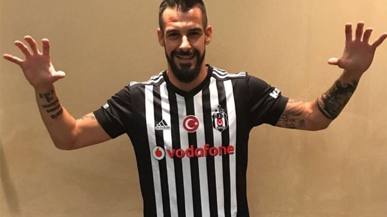 2017/08/negredo.jpg