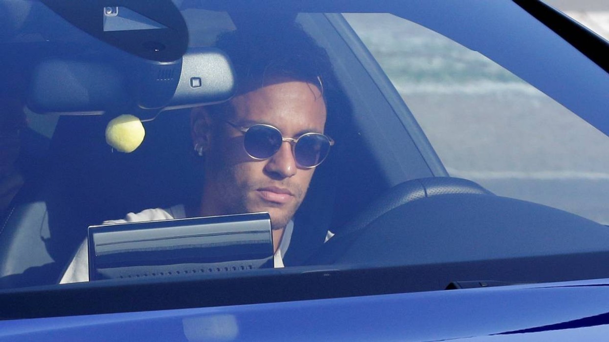 2017/08/neymar-fifa.jpg