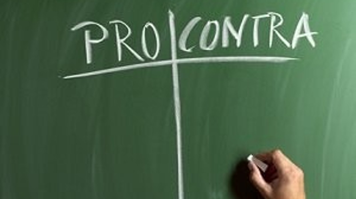 2017/08/pro-et-contra.jpg