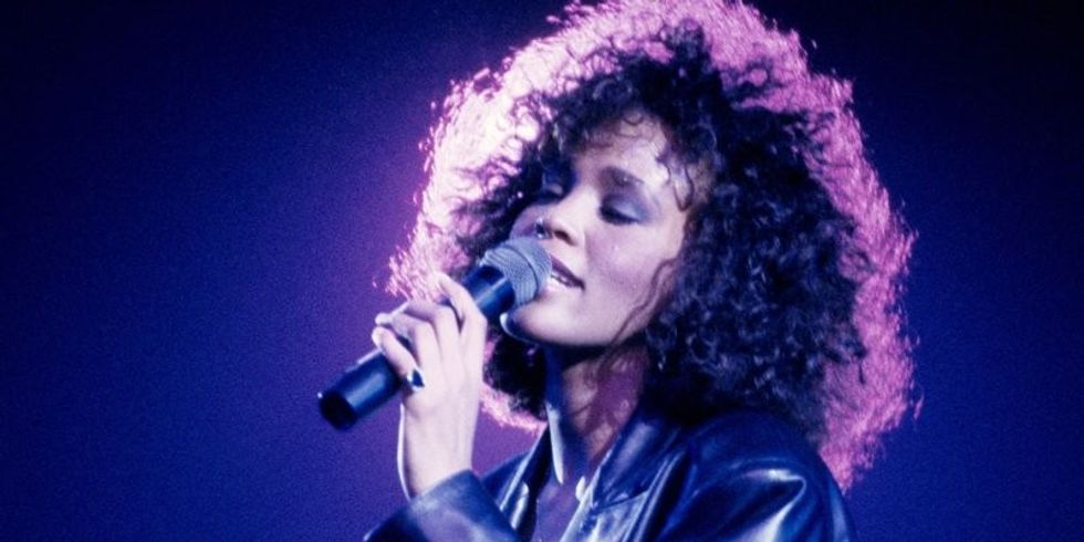 2017/08/whitneyhouston.jpg