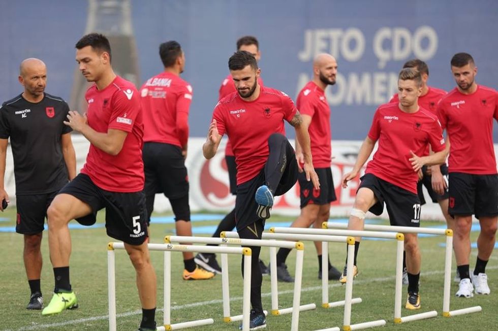 2017/09/Albania_team_train_aug2017_Sadiku_Armando_mid_seen.jpg