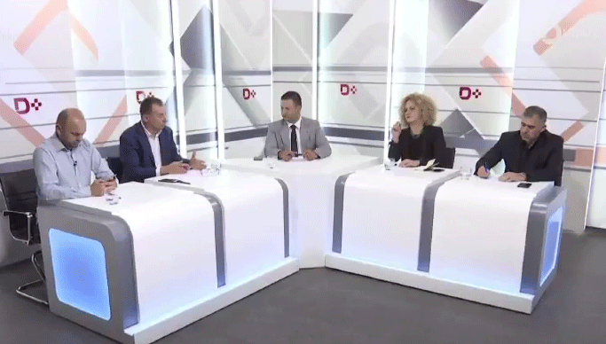 2017/09/Debati-1.gif