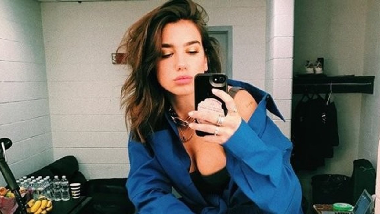 2017/10/dua-lipa-1.jpg