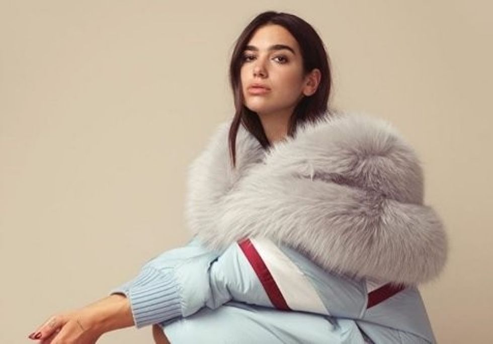 2017/10/dua-lipa-8.jpg