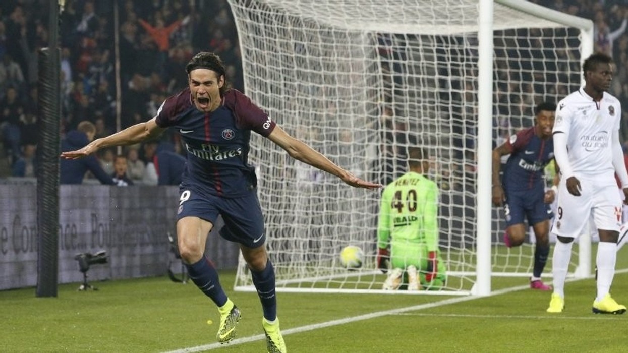 2017/10/edinson-cavani-psg.jpg
