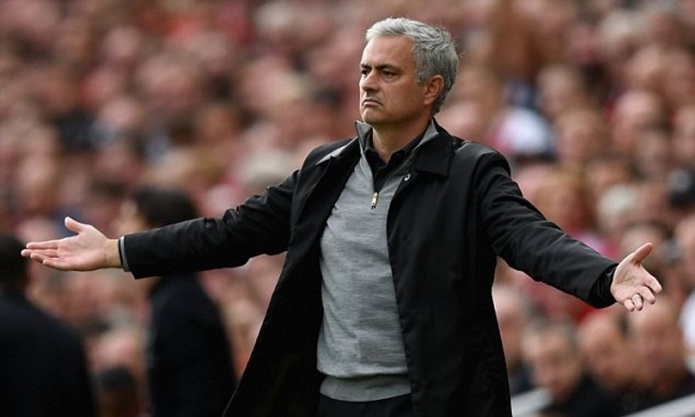 2017/10/mourinho-6.jpg