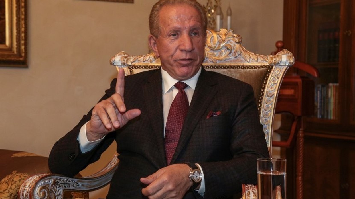 2017/11/pacolli-2.jpg