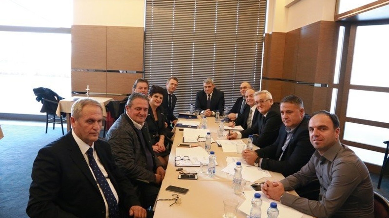 2017/12/komiteti1.jpg