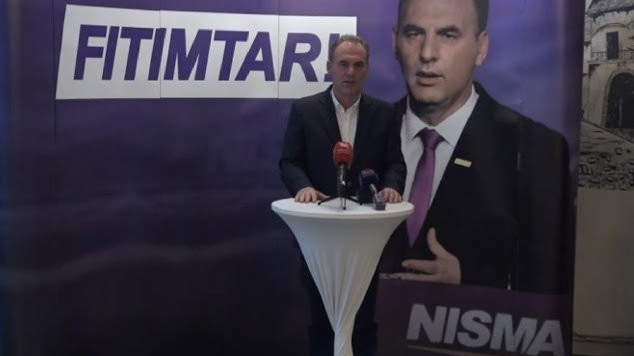 2017/12/limaj.jpg
