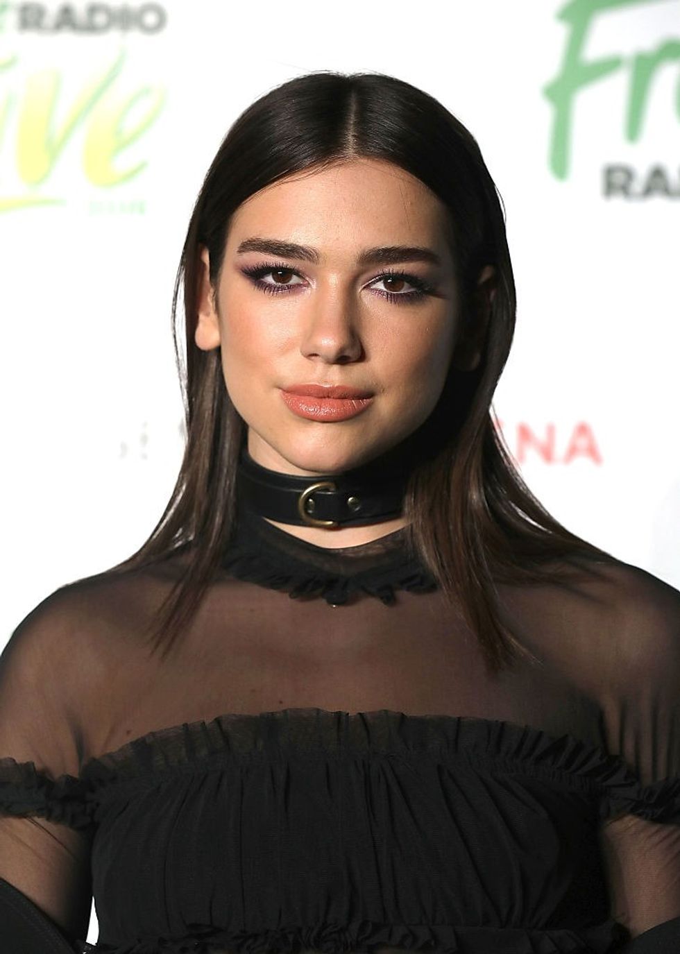 2018/01/DuaLipa-fk-e1515422651718.jpg