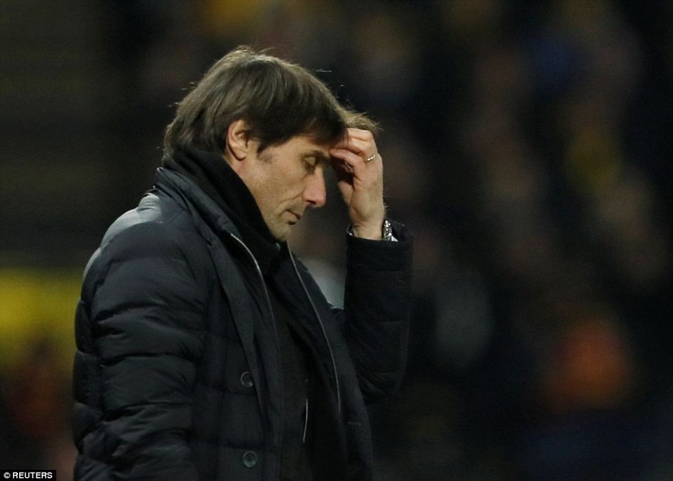 2018/02/48E85A8800000578-5355029-Chelsea_manager_Conte_scratches_his_head_on_the_touchline_during-a-19_1517870219189.jpg