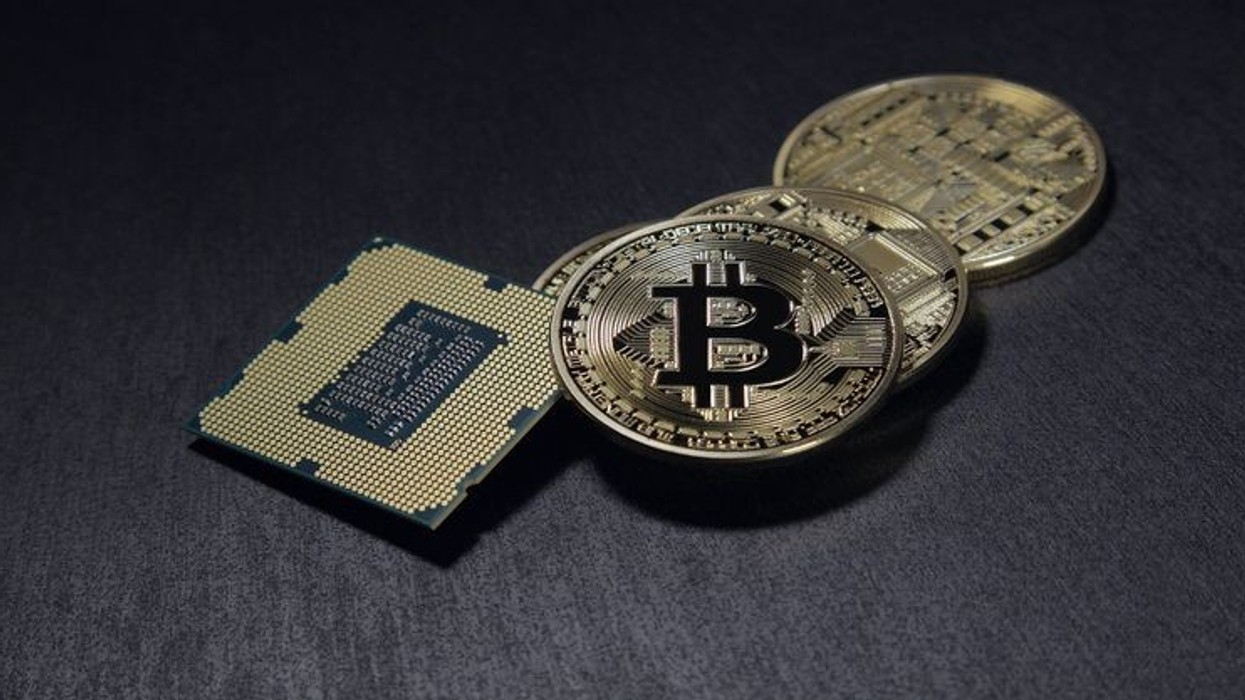2018/02/bitcoin-2057405_1280.jpg