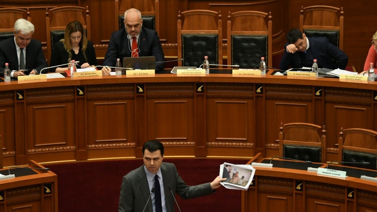 2018/03/Basha-Parlament-2.jpeg